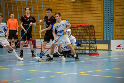 U21B: Chur_Unihockey - Jets  am 09.04.2022 in Chur, Gewerbliche Berufsschule Chur  
Photo: Andi Suter - https://suter.photo/nlb01