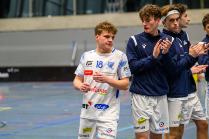 Junioren U21 A : UHC Uster - Jets  am 19.02.2023 in Uster, Buchholz Uster  

Photo: Andi Suter - https://suter.photo//20230219_u21a-h_uster
