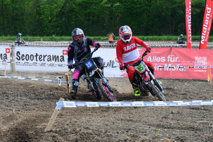 #15-Arnet Patricia (Sursee) auf Pitbike in der Kategorie Pitbike Light 125
#85-Burch Michael (Giswil) auf TCB in der Kategorie Pitbike Open 200

Buswil, 6. Mai 2023

——————————————
Web: https://suter.photo
Instagram: suter.photo
——————————————

©suter.photo 2023