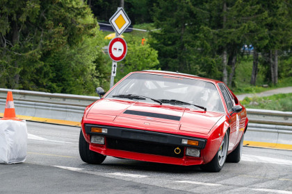 #810 Hans Uhlmann (Horgen), Ferrari Dino 308 GT4 (Baujahr:1975, 2927 ccm, 255 PS)

Lenzerheide, 03. Juni 2023

——————————————
Web: https://suter.photo
Instagram: suter.photo
——————————————

©suter.photo 2023