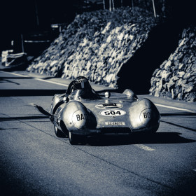 Jörg Markus aus Freienbach mit der Startnummer 504 in einem Lotus 11 Le Mans, Jahrgang 1956, in der Klasse Competition.